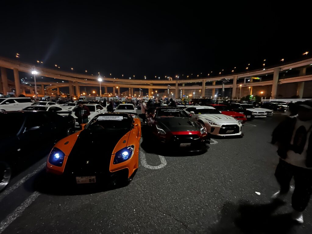 Daikoku Car Meet – Japan with the fam